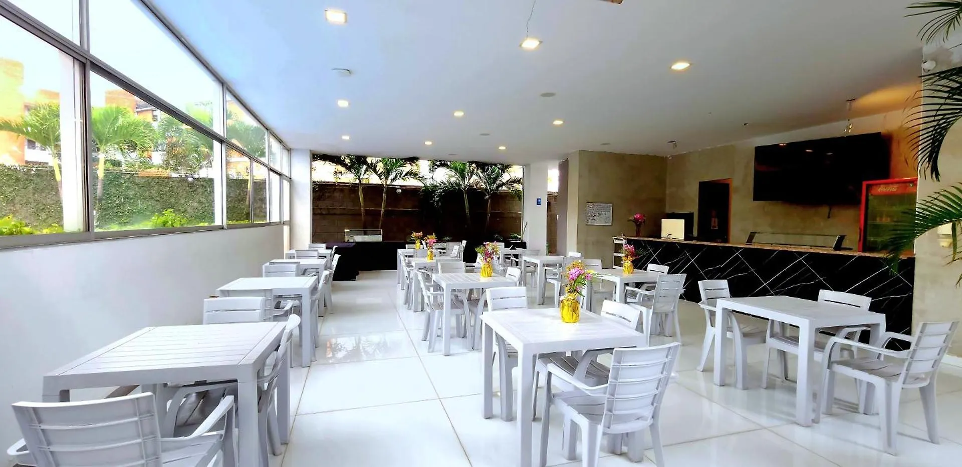Hotel Blue 66 كالي