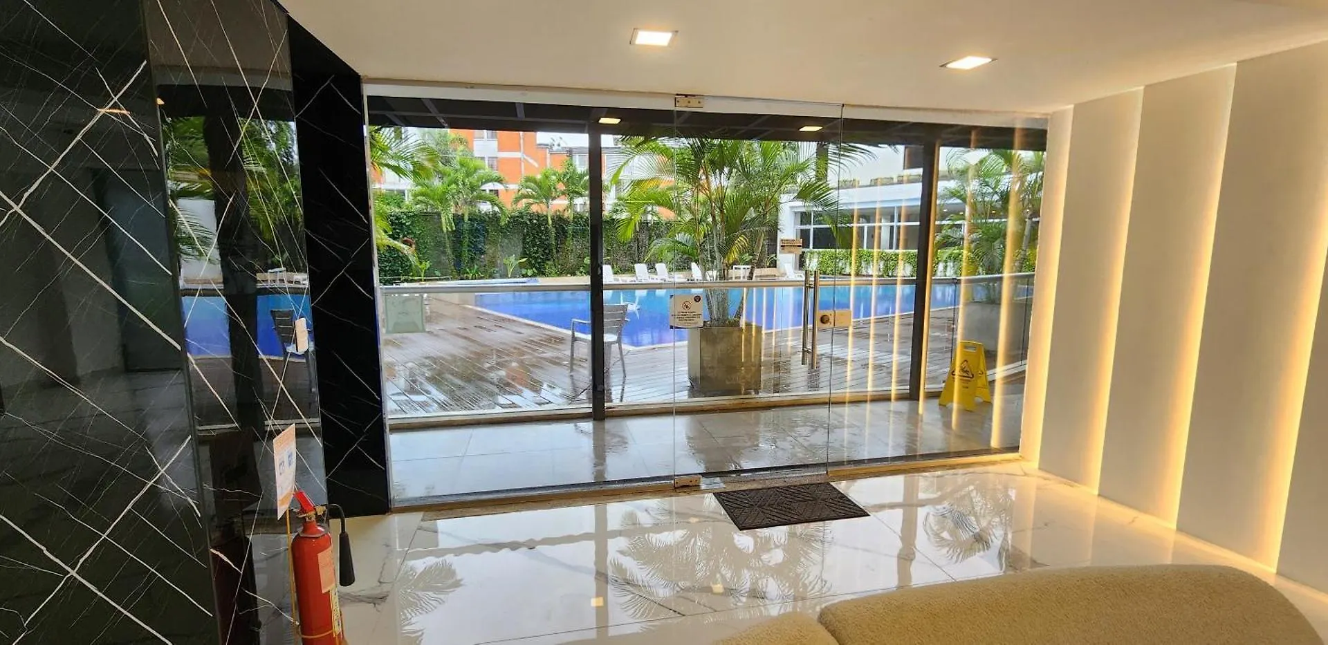 Hotel Blue 66 كالي