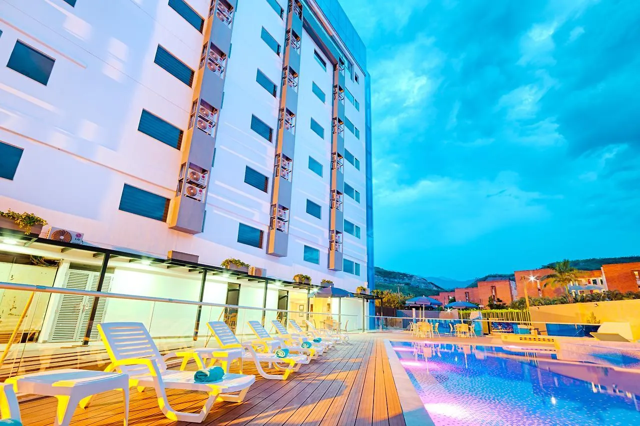 Hotel Blue 66 كالي
